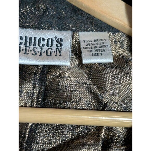 Chico's Design Black Silk Blend Asian Print Women Button Front Sz 1 Mediun N90 - Picture 3 of 6